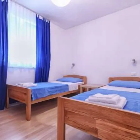 Dragica 927 Apartamento *